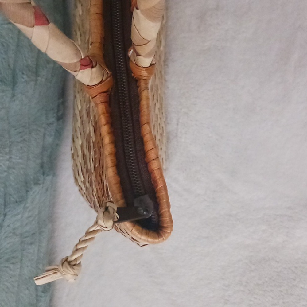 STRAW SUMMER BAG ZIPPER CLOSURE - Picture 3 of 4